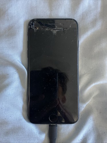 Apple iphone gb - 8, se