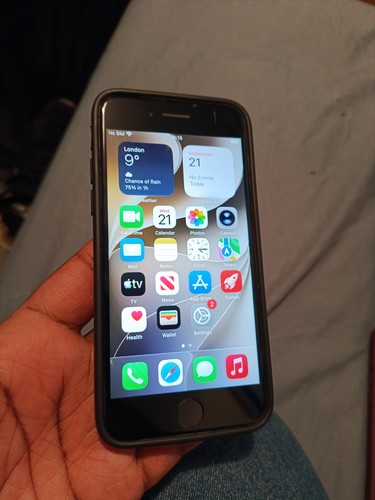 Iphone 2022 - se,