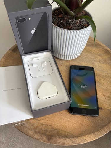 Apple iphone plus 64gb - iphone,